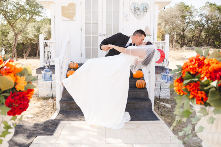 The Maxi Plus elopement package