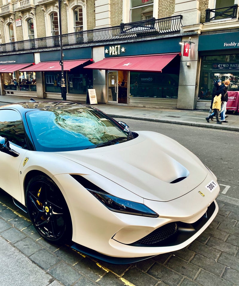 Windshield installation mobile service