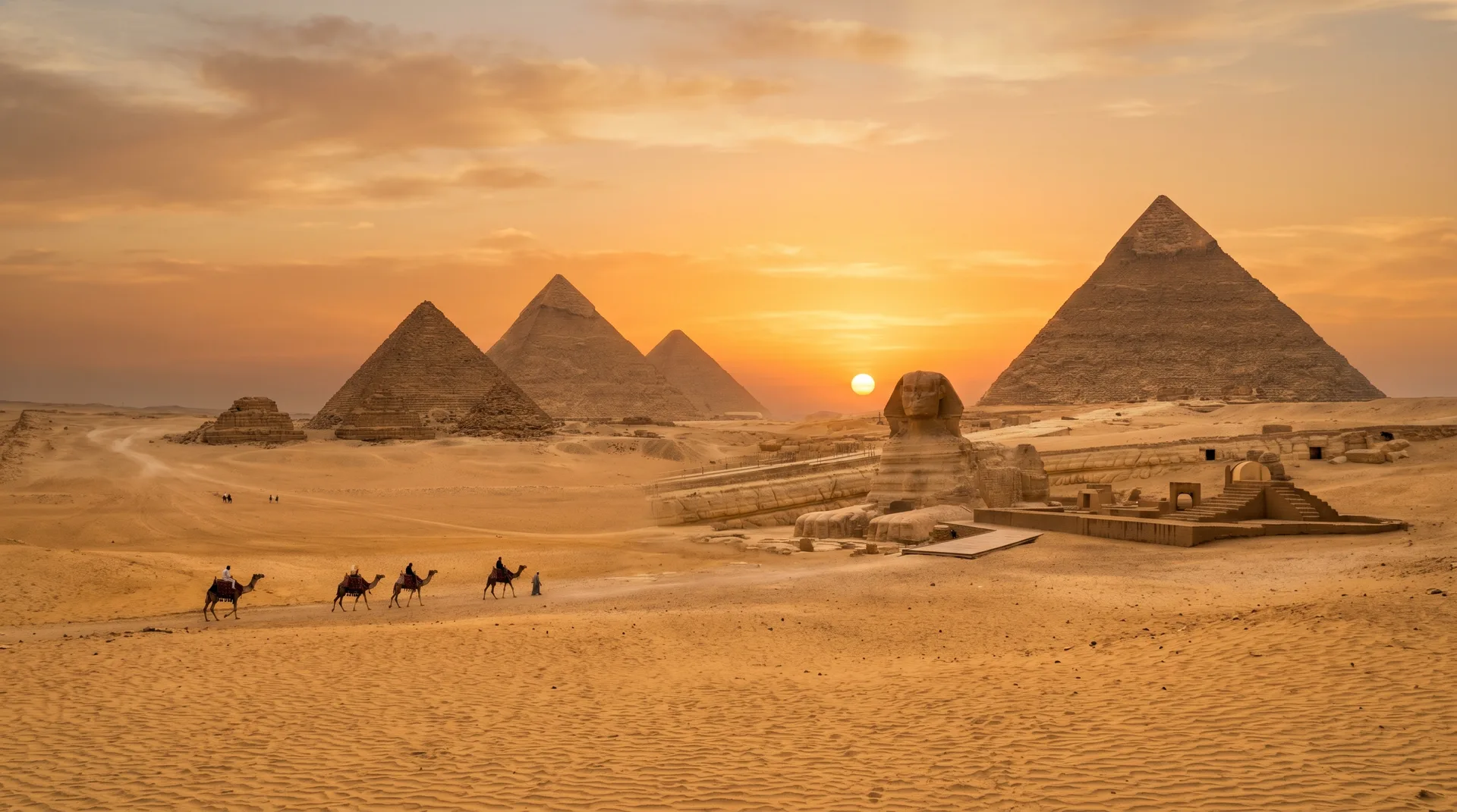 Great Pyramids of Giza and Sphinx at golden hour - SAZ Travel Collection Egypt
