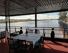 River Murray cliff faces and natural scenery