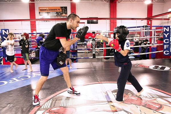 Boxing training session at WieFit